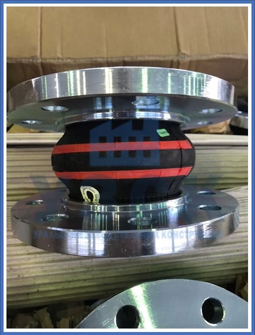 компенсатор резиновый фланцевый в Реутове