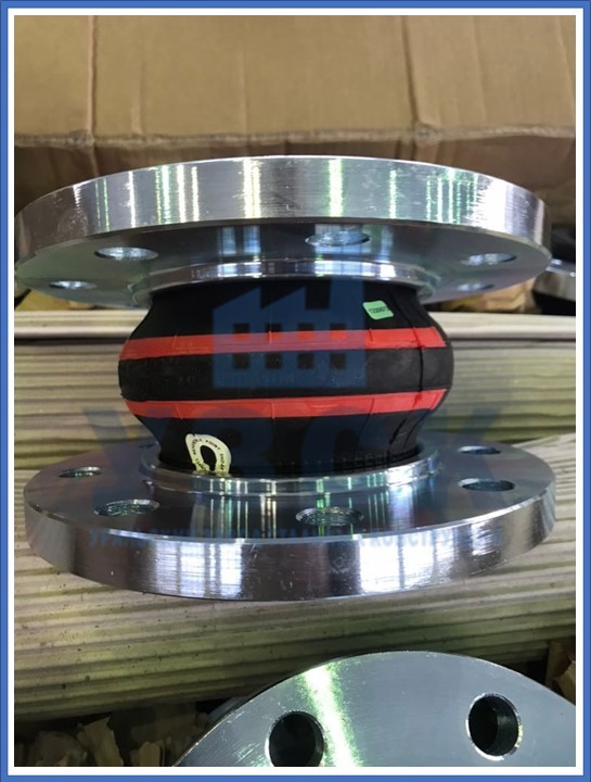 компенсатор резиновый фланцевый в Реутове