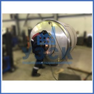 Купить ёмкости и баки из нержавеющей стали от завода УЗСК в Реутове